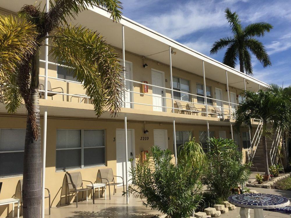 Motel Pelican By The Sea Pompano Beach Exteriér fotografie